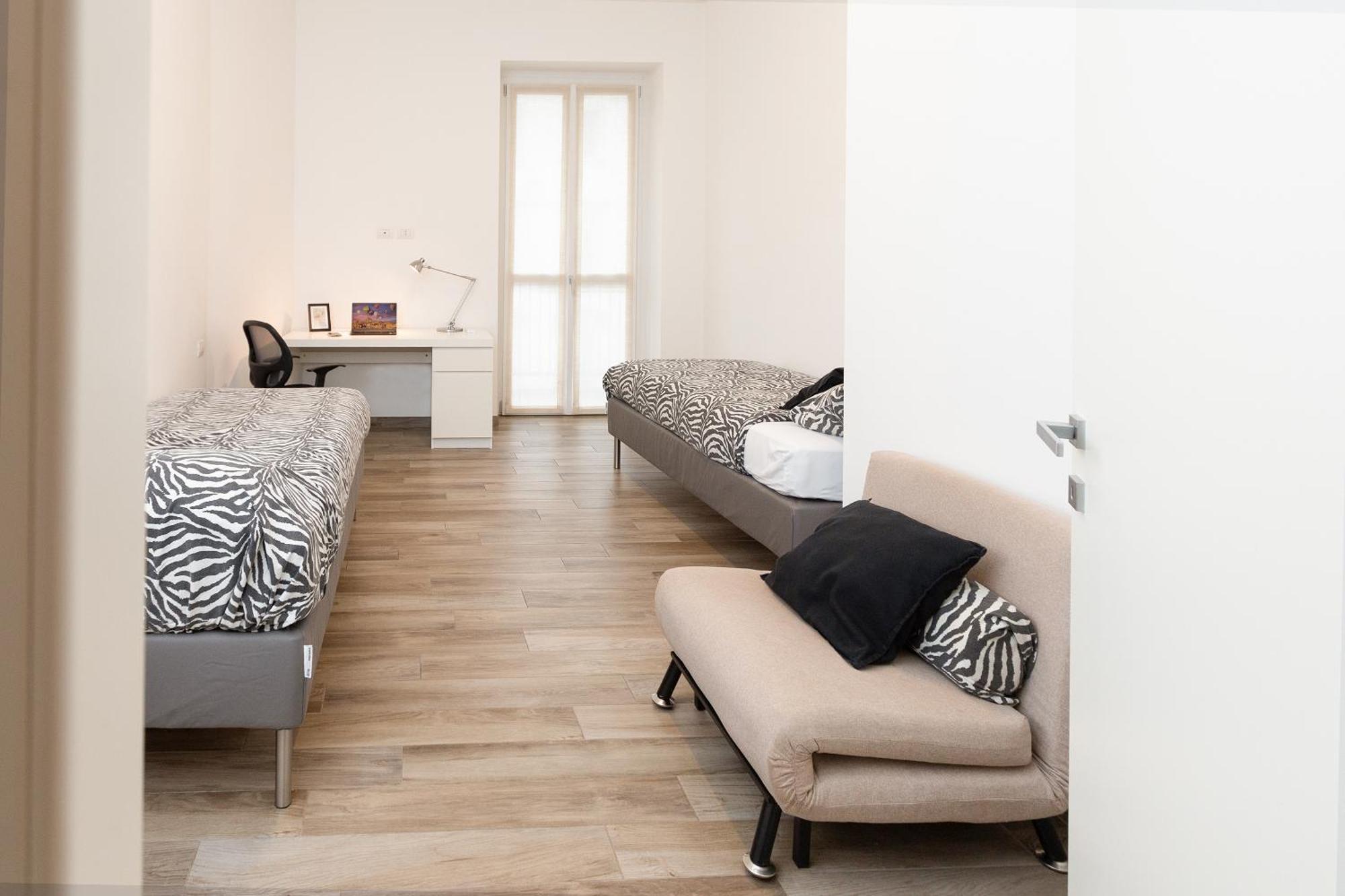 Portaromana Tres Chic Milan Bagian luar foto